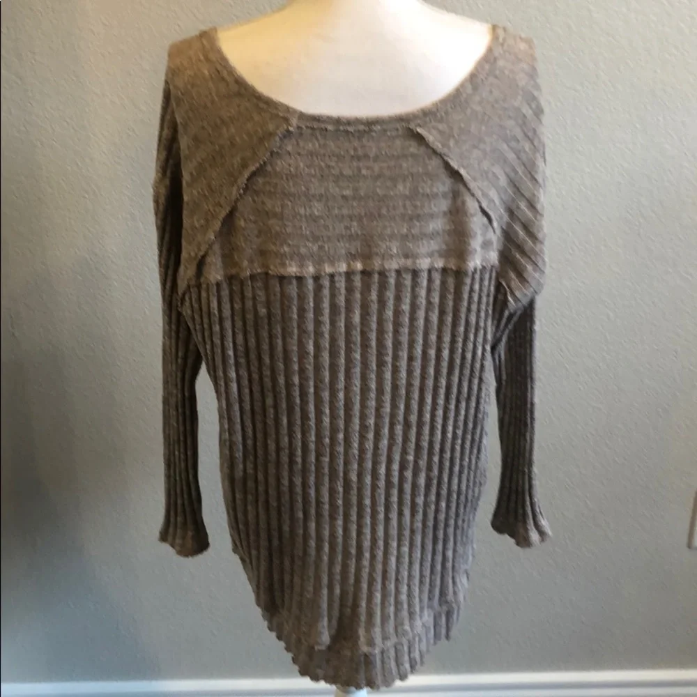 Women’s Ruff Hewn Khaki Sweater